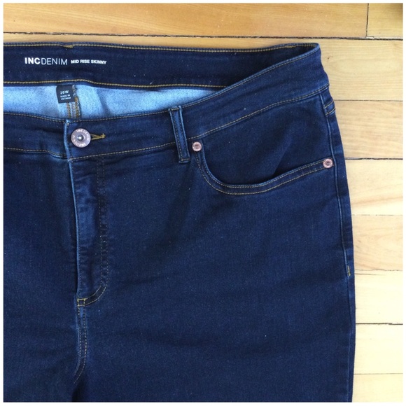INC DENIM Mid-Rise Skinny Jeans - Plus Size 20W - Dark Wash - Picture 5 of 13